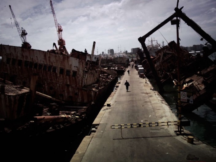 PLEGARIA-STILLFRAME-04-705x529