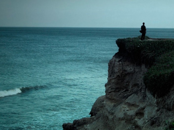 PLEGARIA-STILLFRAME-05-705x529